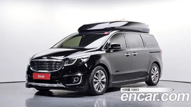 Kia Canival 2018 — photo 1