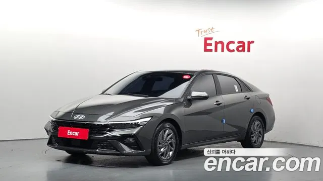Hyundai AVANTE 2024 — photo 1