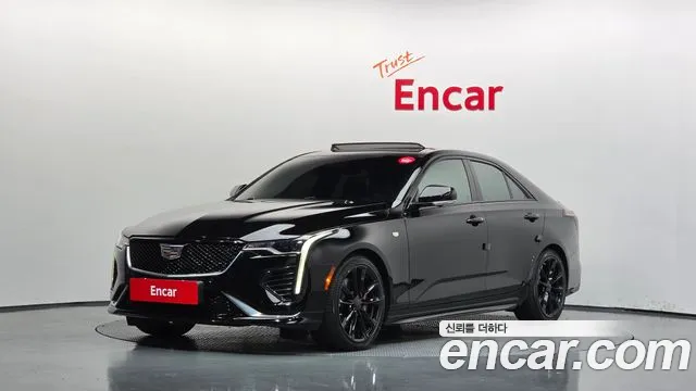 Cadillac CT4 2021 — photo 1