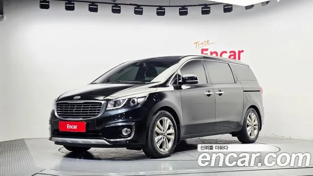Kia Canival 2015 — photo 1