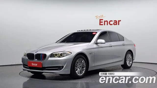 BMW 5-Series 2012 — photo 1