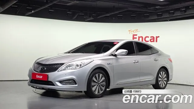 Hyundai Grandeur 2015 — photo 1