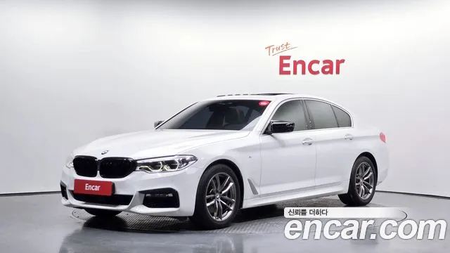 BMW 5-Series 2018 — photo 1