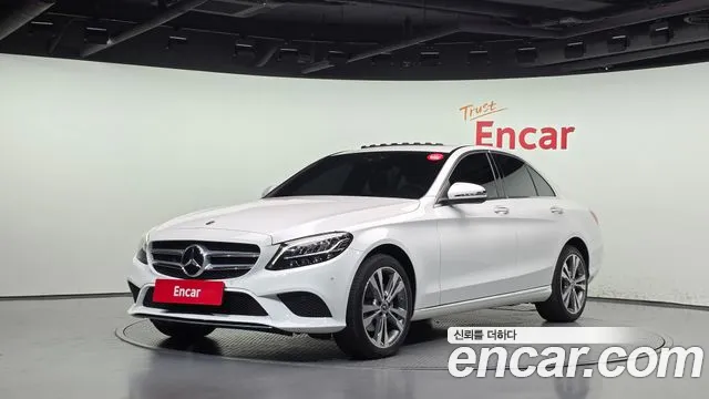Mercedes-Benz C-Class 2020 — photo 1