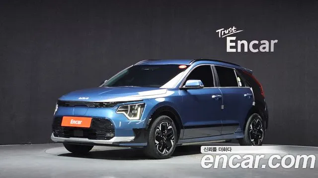 Kia Niro 2024 — photo 1