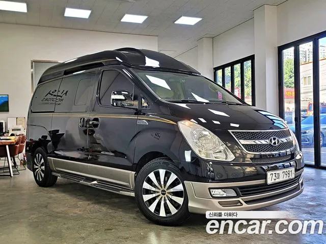 Hyundai Starex 2014 — photo 1