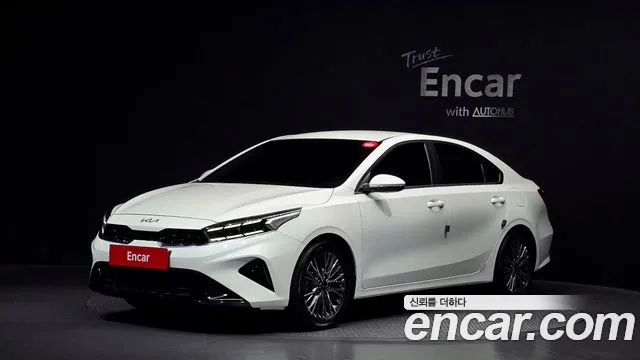 Kia K3 2024 — photo 1