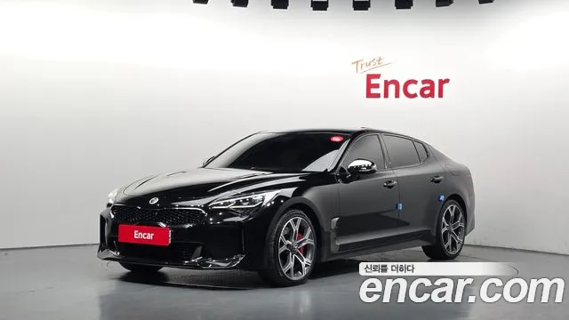 Kia Stinger 2018 — photo 1