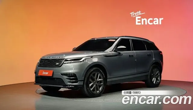 Land Rover Range Rover Velar 2026 — photo 1