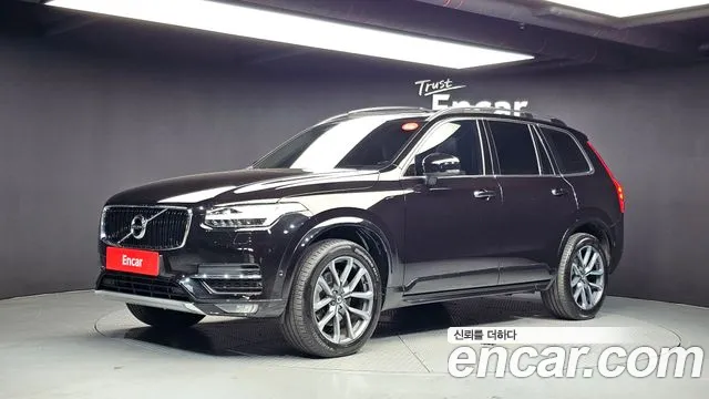 Volvo XC90 2018 — photo 1