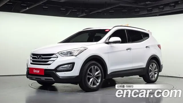 Hyundai Santafe 2015 — photo 1