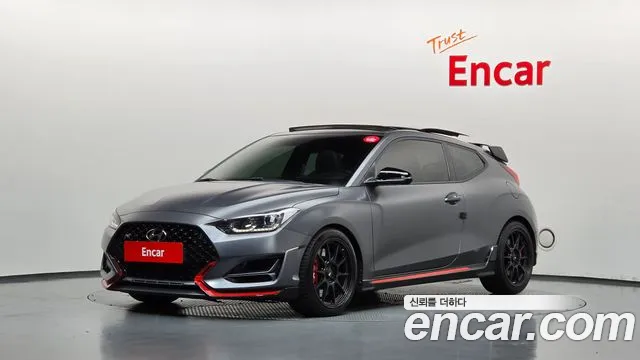 Hyundai Veloster 2019 — photo 1