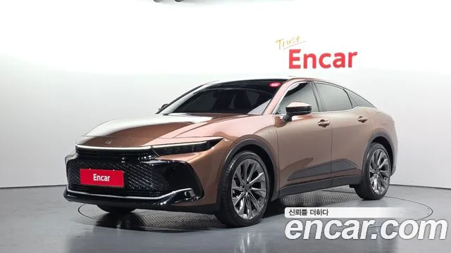 Toyota Crown 2024 — photo 1