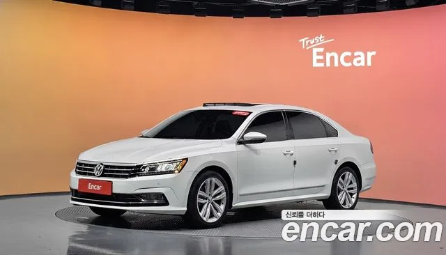 Volkswagen Passat 2018 — photo 1