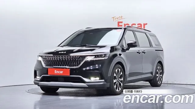 Kia Canival 2021 — photo 1