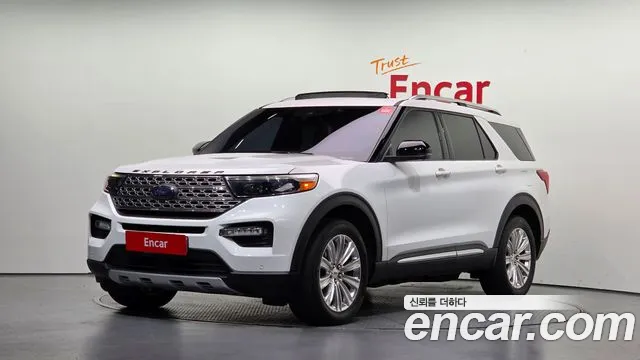 Ford Explorer 2020 — photo 1