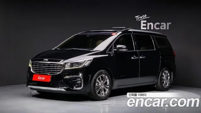 Kia Canival 2019 — photo 1