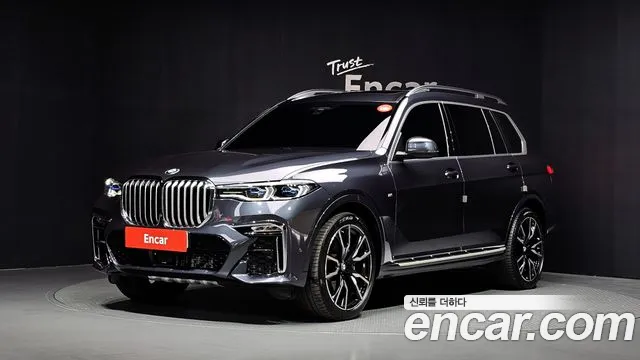 BMW X7 2022 — photo 1
