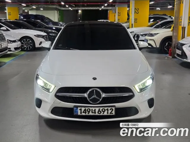 Mercedes-Benz A-Class 2020 — photo 1