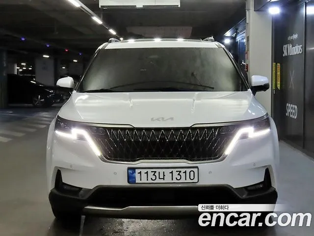 Kia Canival 2023 — photo 1