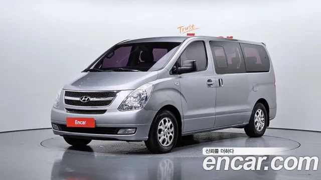 Hyundai Starex 2015 — photo 1