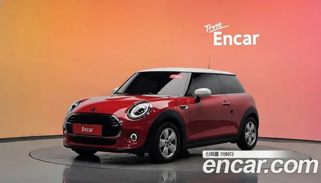 Mini Cooper 2021 — photo 1