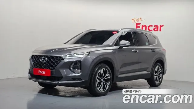 Hyundai Santafe 2019 — photo 1