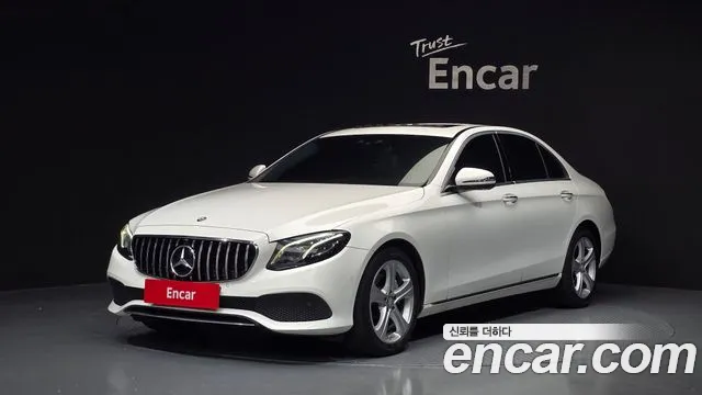 Mercedes-Benz E-Class 2017 — photo 1