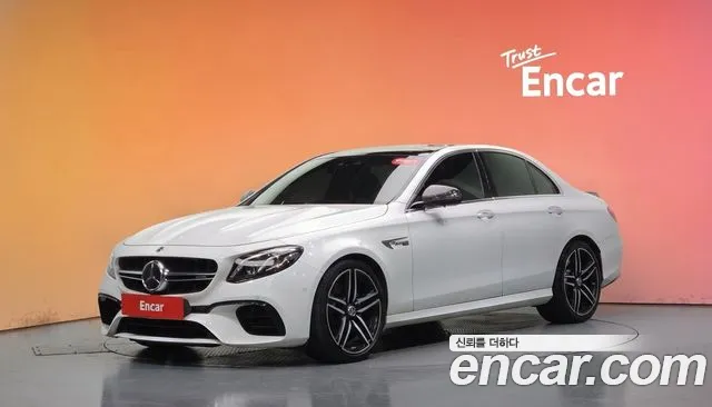Mercedes-Benz E-Class 2018 — photo 1