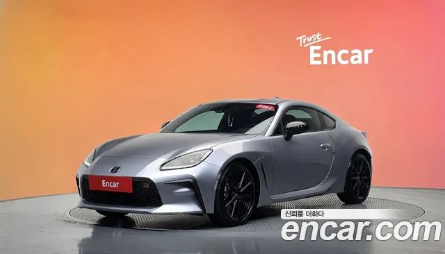 Toyota 86 2024 — photo 1
