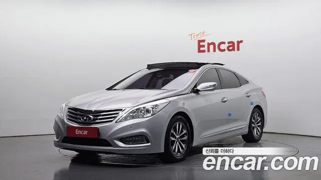 Hyundai Grandeur 2011 — photo 1