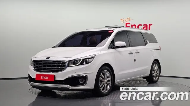 Kia Canival 2018 — photo 1
