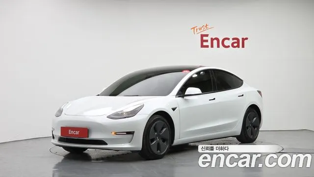 Tesla Model 3 2022 — photo 1