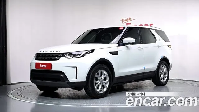 Land Rover Discovery 2020 — photo 1