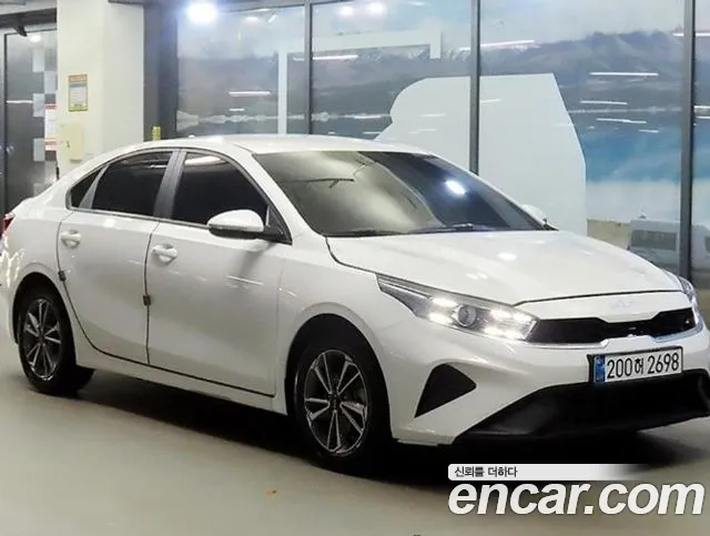 Kia K3 2024 — photo 1