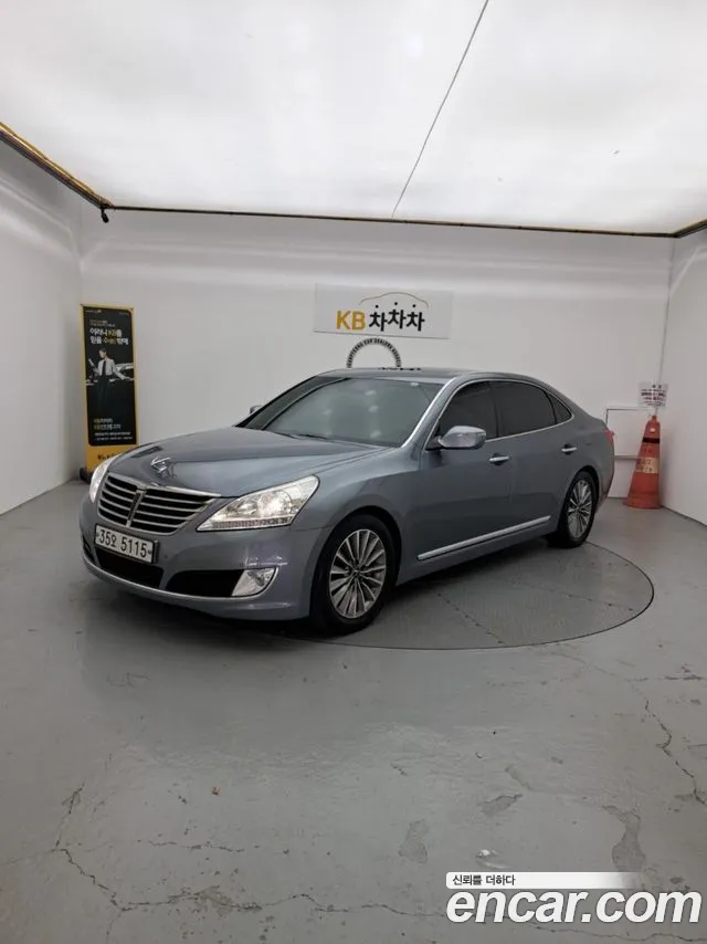 Hyundai Equus 2015 — photo 1