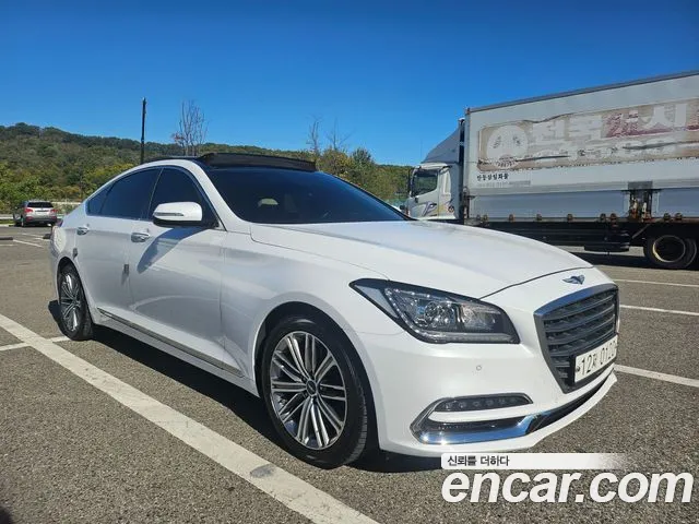 Genesis G80 2017 — photo 1