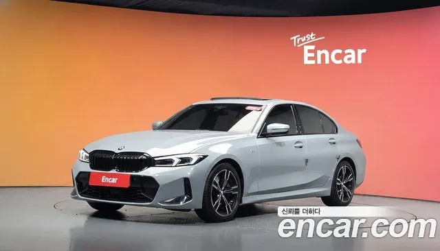 BMW 3-Series 2023 — photo 1