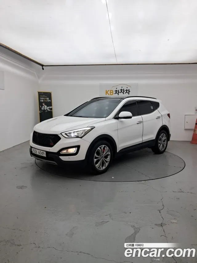 Hyundai Santafe 2015 — photo 1