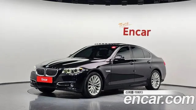 BMW 5-Series 2016 — photo 1