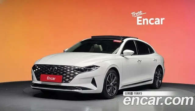 Hyundai Grandeur 2023 — photo 1