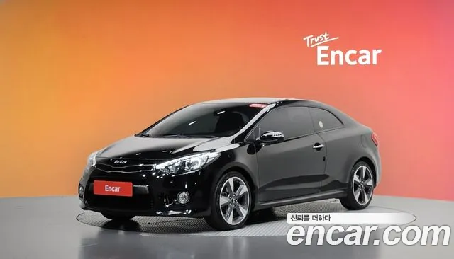 Kia K3 2015 — photo 1