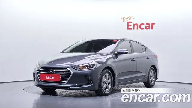 Hyundai AVANTE 2017 — photo 1