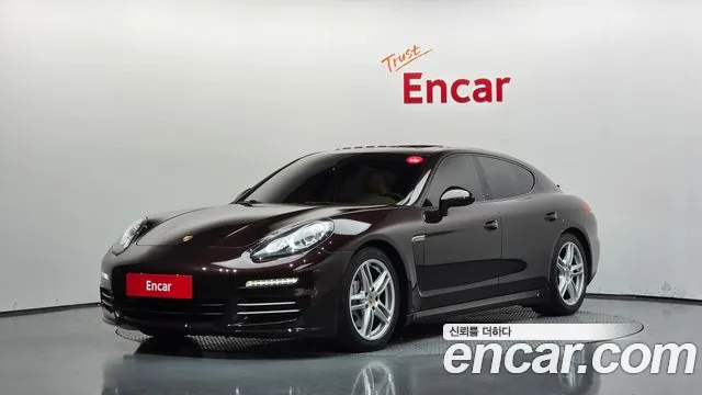 Porsche Panamera 2014 — photo 1