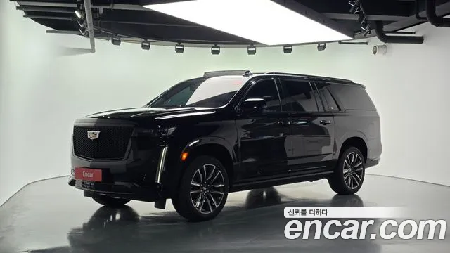 Cadillac Escalade 2021 — photo 1
