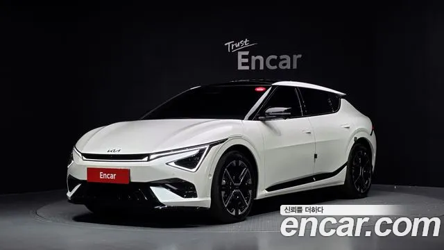 Kia EV6 2025 — photo 1