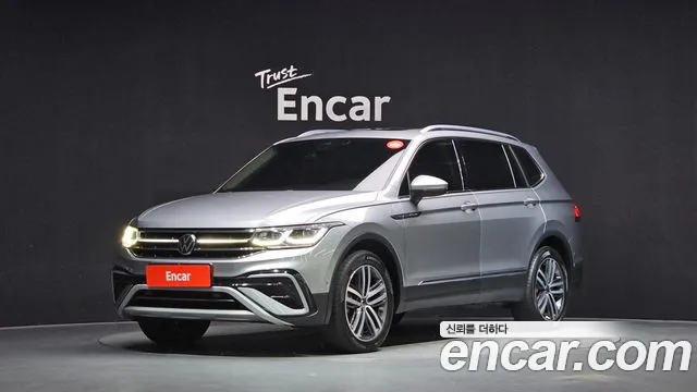 Volkswagen Tiguan 2022 — photo 1
