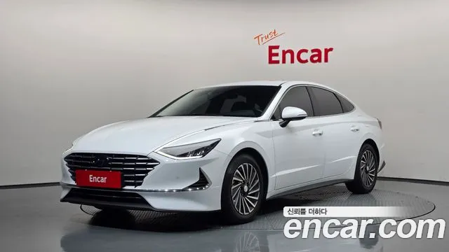 Hyundai Sonata 2023 — photo 1