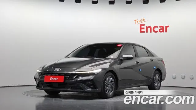 Hyundai AVANTE 2024 — photo 1