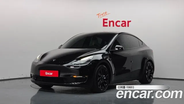 Tesla Model Y 2021 — photo 1
